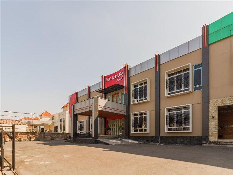 Reddoorz Resort Premium @ Sangkan Hurip קונינגן מראה חיצוני תמונה