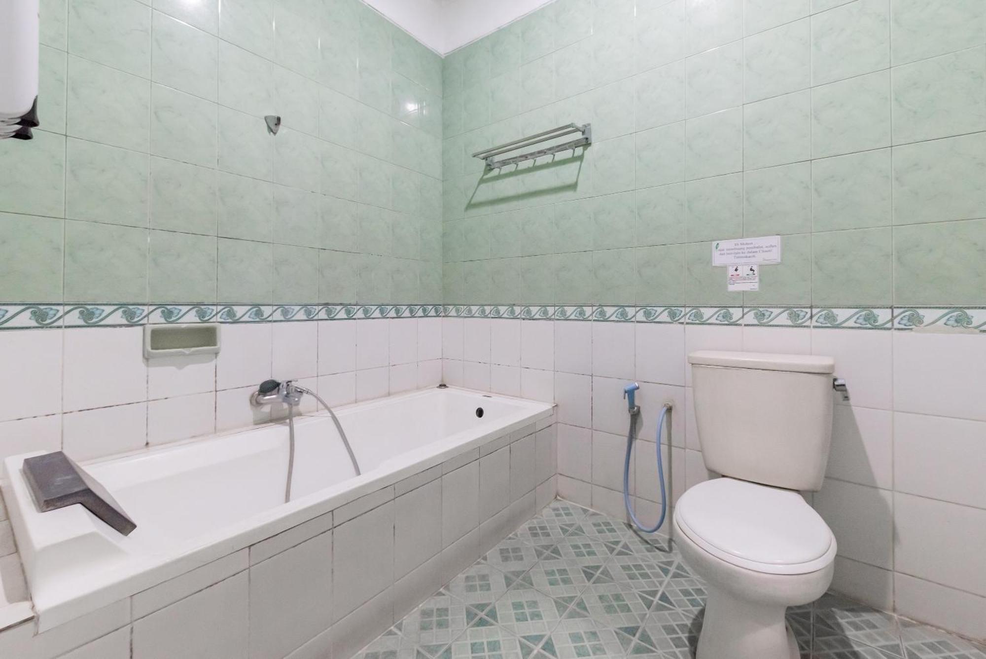 Reddoorz Resort Premium @ Sangkan Hurip קונינגן מראה חיצוני תמונה