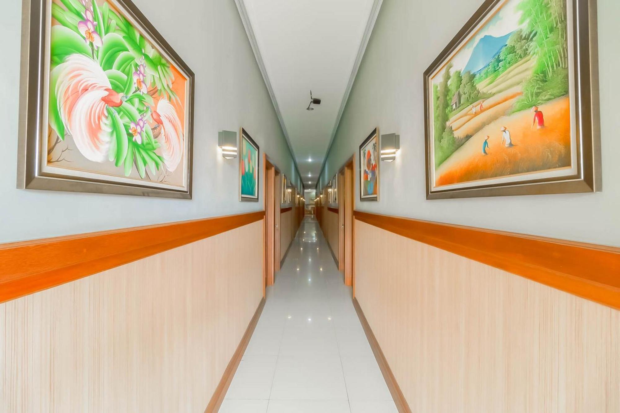 Reddoorz Resort Premium @ Sangkan Hurip קונינגן מראה חיצוני תמונה