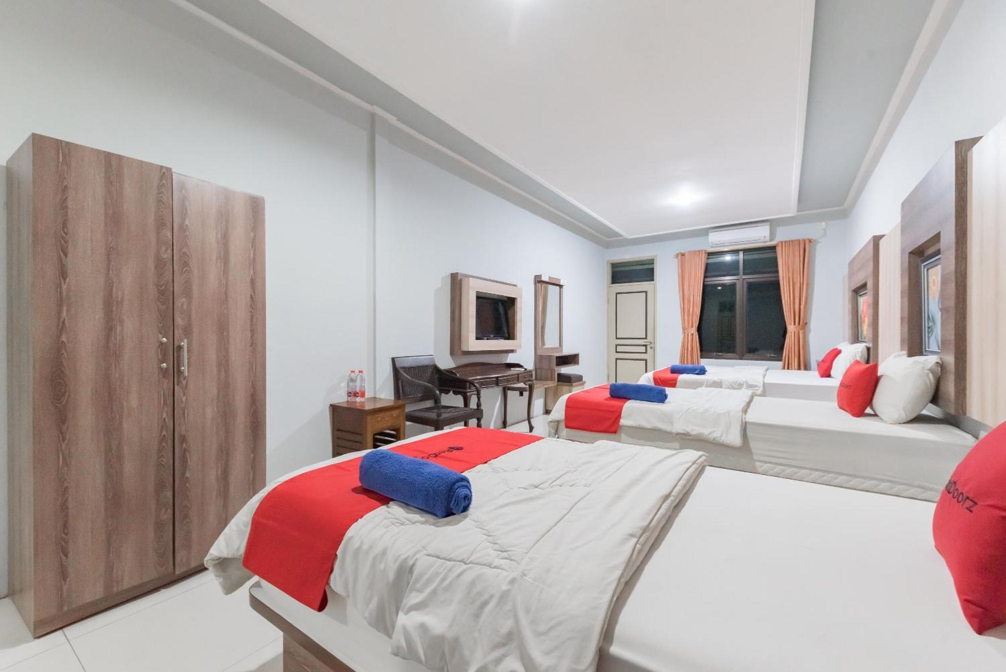 Reddoorz Resort Premium @ Sangkan Hurip קונינגן מראה חיצוני תמונה