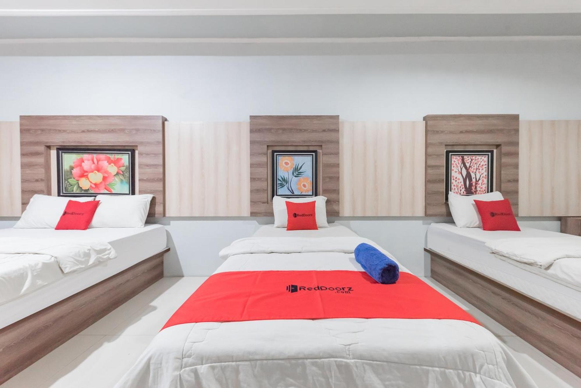 Reddoorz Resort Premium @ Sangkan Hurip קונינגן מראה חיצוני תמונה