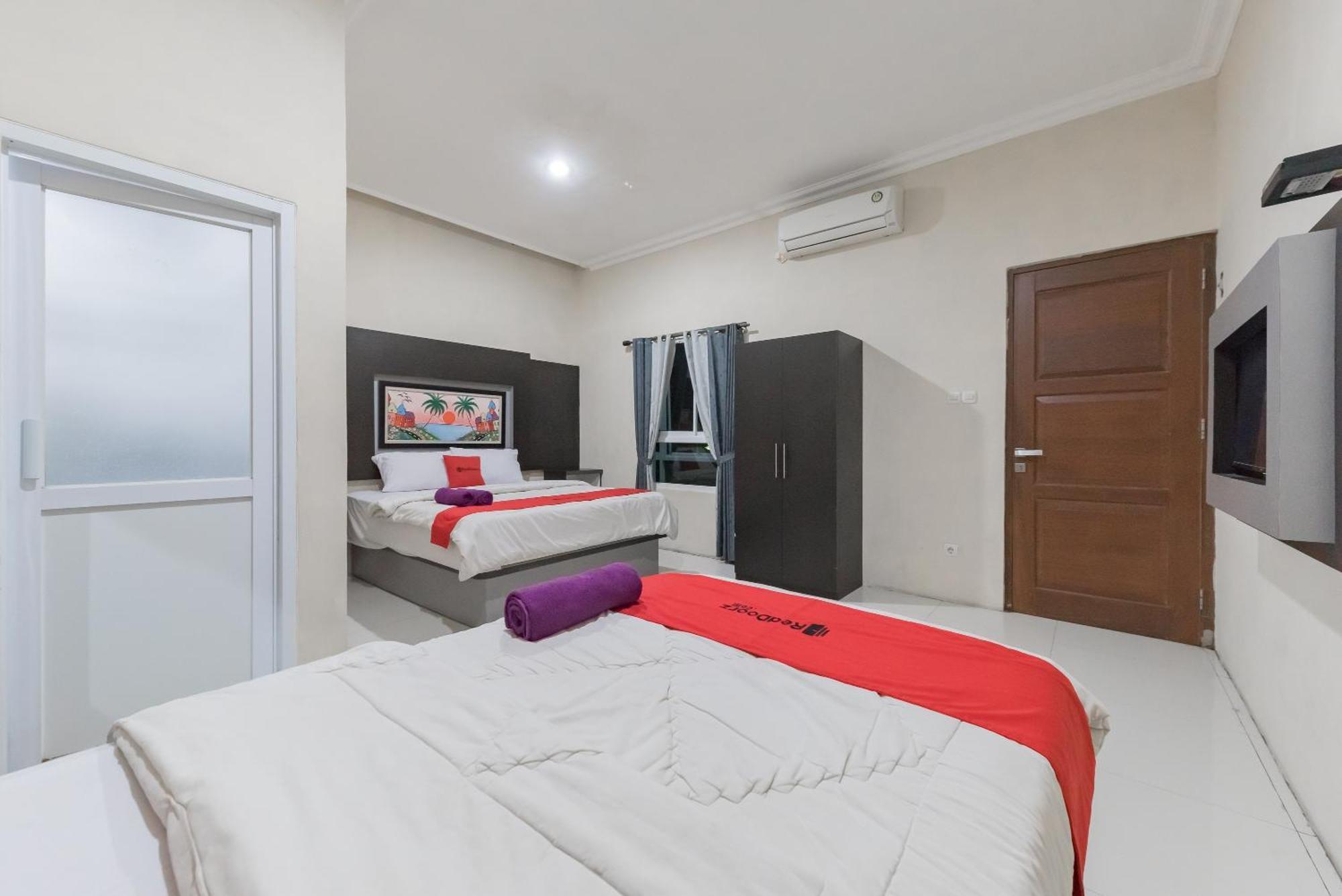 Reddoorz Resort Premium @ Sangkan Hurip קונינגן מראה חיצוני תמונה