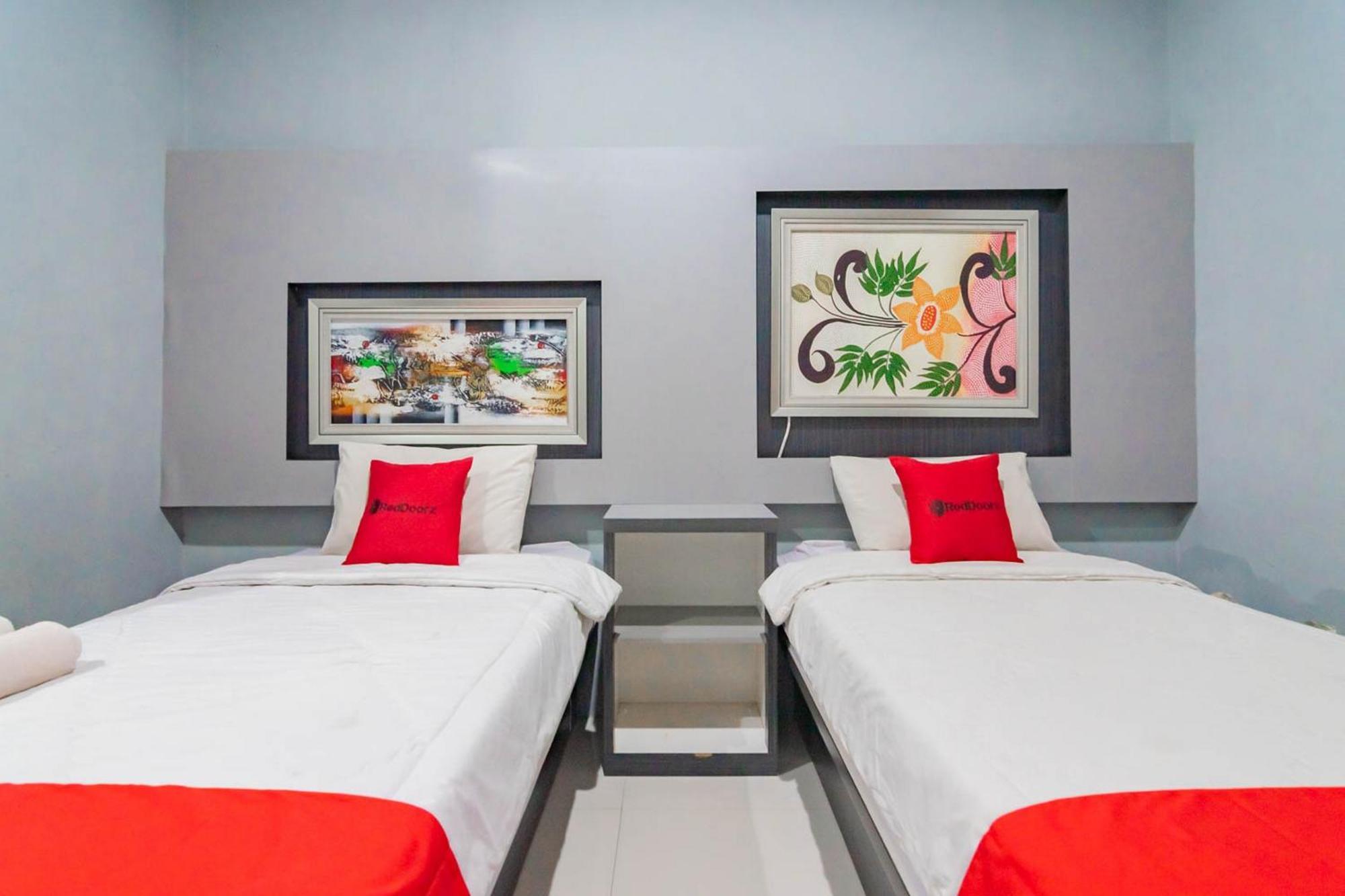 Reddoorz Resort Premium @ Sangkan Hurip קונינגן מראה חיצוני תמונה
